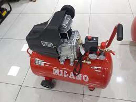 Direct Air Compressor. - 25ltrs. image 2