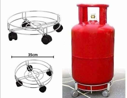 Gas cylinder moveable trolley image 2