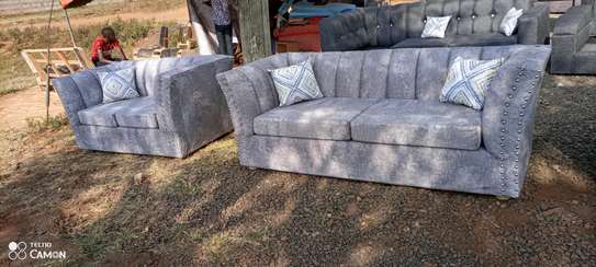Modern durable sofa made with perfect finishing image 2
