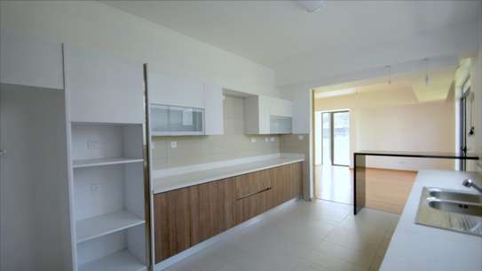 4 Bed Townhouse with En Suite at Garden Estate Road image 12