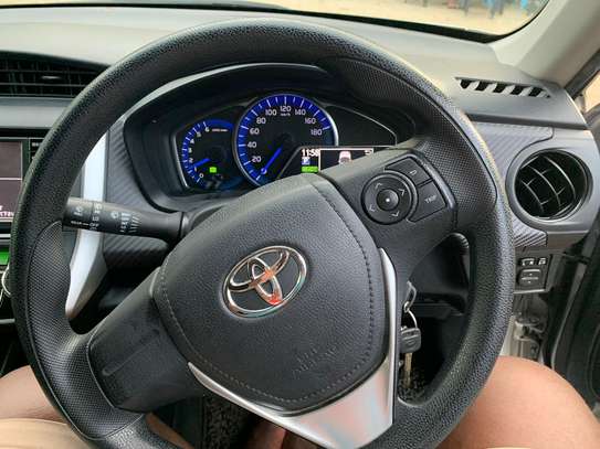 2015 Toyota Fielder Hybrid image 5