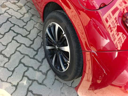 Peugeot 208 on sale image 4