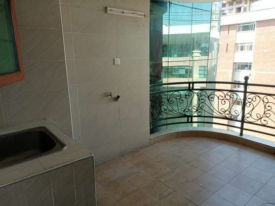 3 Bed Apartment with En Suite in Kilimani image 19
