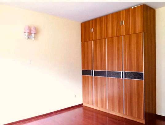 Spacious  2 bedrooms  and  a half In Lavington image 4