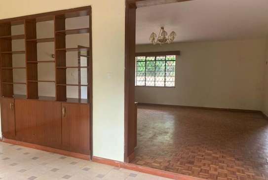 5 bedroom townhouse for rent in Nyari image 13