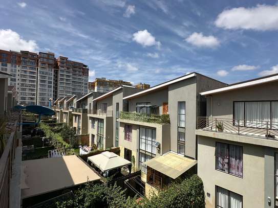 5 Bed Townhouse with En Suite at Muthama Access Road image 9