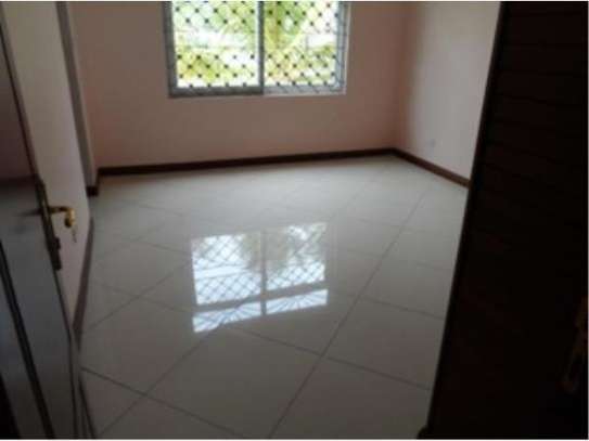 Furnished 3 bedroom apartment for rent in Nyali Area image 9