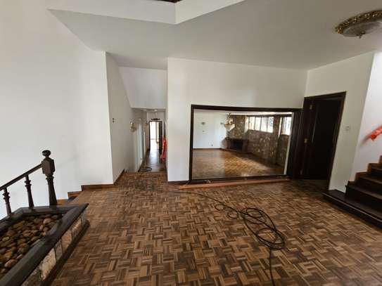 5 Bed House with En Suite in Spring Valley image 10