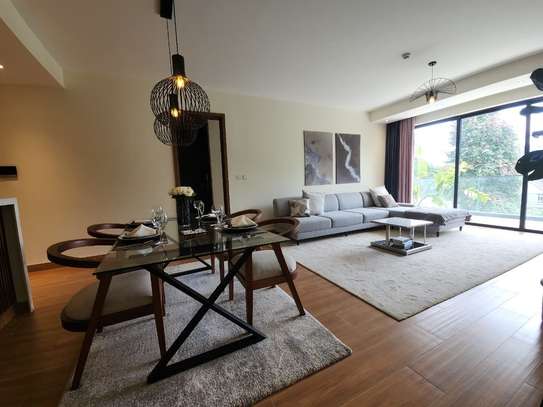 2 Bed Apartment with En Suite in Riverside image 5