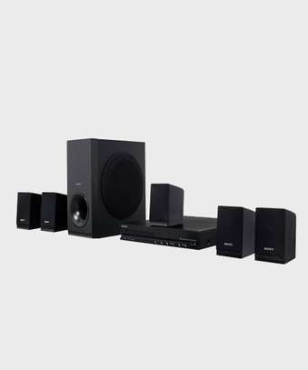 Sony Sony DAV-TZ140 – 300W – 5.1Ch – DVD Home Theater System-new sealed image 1