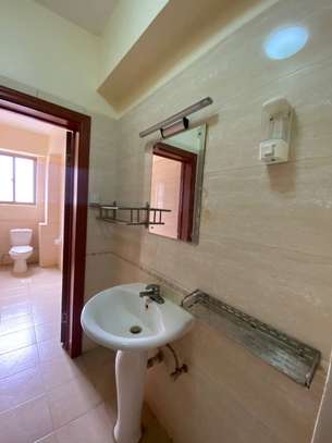 4 Bed Apartment with En Suite in Kilimani image 13