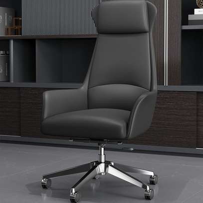 Premium Modern Office Chair – Luxury Boss Chair image 1