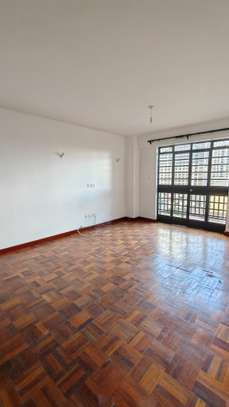 1 Bed Apartment with En Suite in Westlands Area image 9