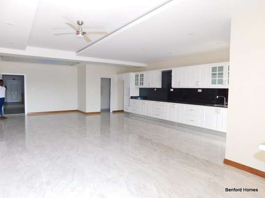 2 Bed Apartment with En Suite in Nyali Area image 3