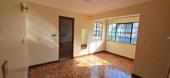 5 Bed Townhouse with En Suite in Kileleshwa image 6