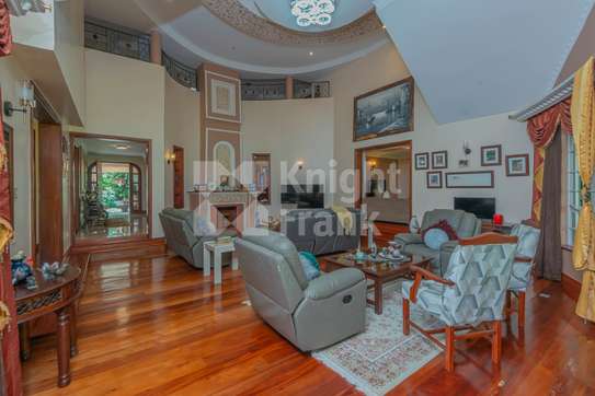 5 Bed House with Garden in Runda image 5