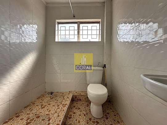 4 Bed House in Langata image 8