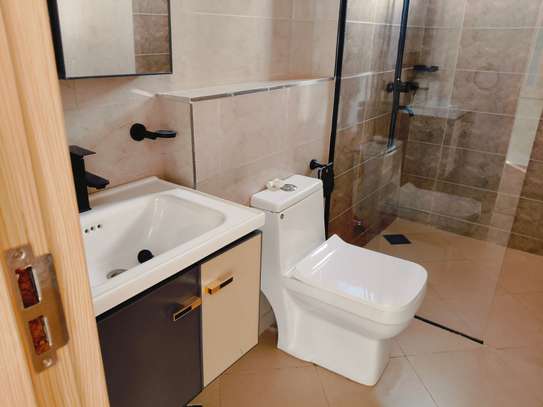 2 Bed Apartment with En Suite in Parklands image 12