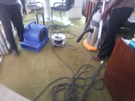 Sofa Set, Carpet, Mattress & Office Cleaning in Baba dogo. image 4