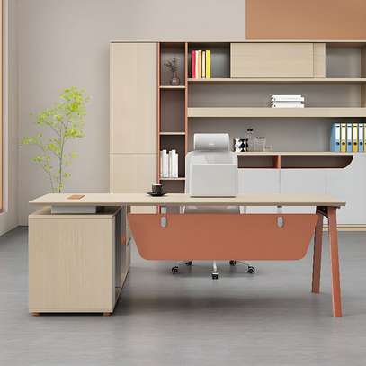 Office Desk : 1.6 Meter L-Shaped Executive Desk image 1