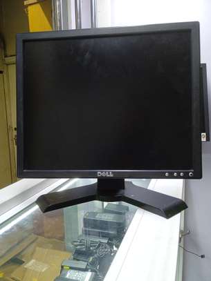 Monitors (TFTs) image 5