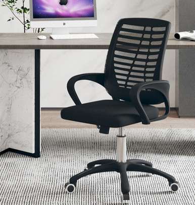 Office Chair: Swivel Mesh Office Seat image 6