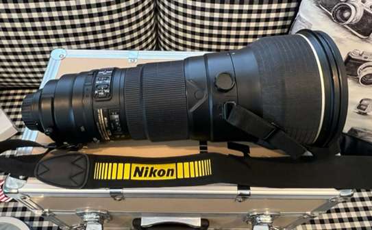 2 Month Used Nikon Nikkor AF-S 400mm 400 f/2.8G Lens image 2