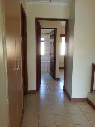 3 Bed Townhouse with En Suite at Mombasa Road image 12