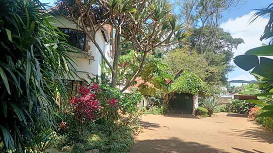 6 Bed Townhouse with Garden in Lavington image 18