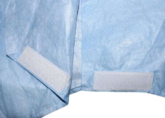 LAMINATED SURGICAL GOWNS FOR SALE.NAIROBI,KENYA image 1