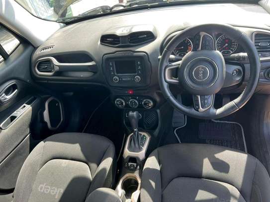 JEEP Genegane black image 4