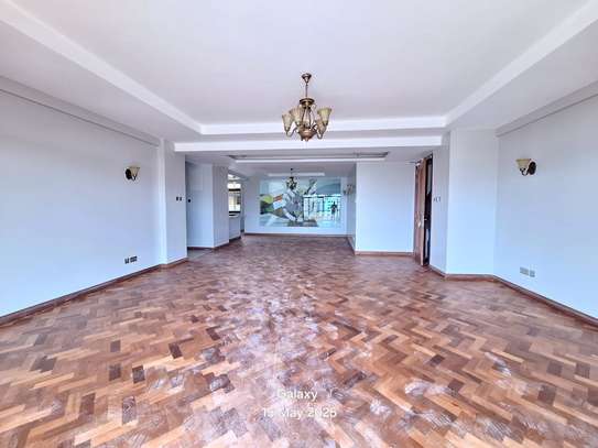 4 Bed Apartment with En Suite at Riverside Drive image 8