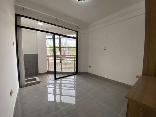 Studio Apartment with En Suite in Lavington image 5