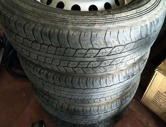 4 Dunlop Tyres with Rims, size 225/70r17c AT20 Grand Trek image 3