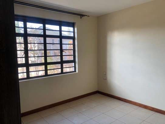 4 Bed Villa with En Suite at Mombasa Road image 4
