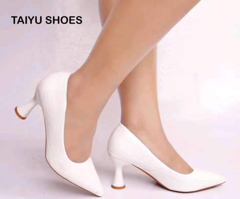 Classy heels image 1