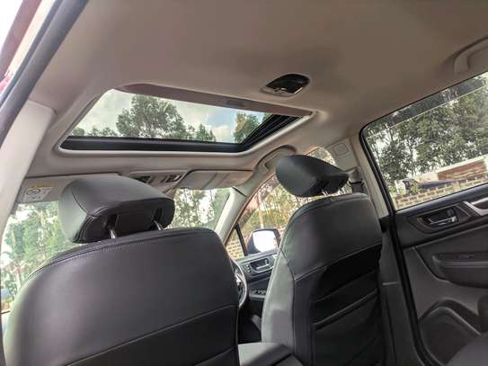 2015 Subaru Outback. Sunroof, Leather seats image 10