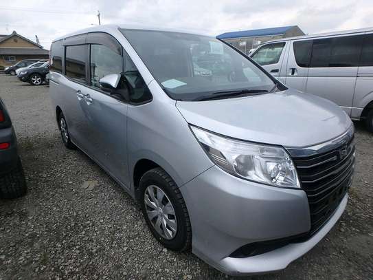TOYOTA NOAH (MKOPO/HIRE PURCHASE ACCEPTED) image 2
