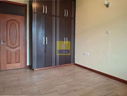 3 Bed Apartment with Lift in Parklands image 10