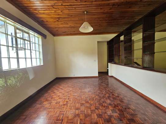 4 Bed House with En Suite in Loresho image 4