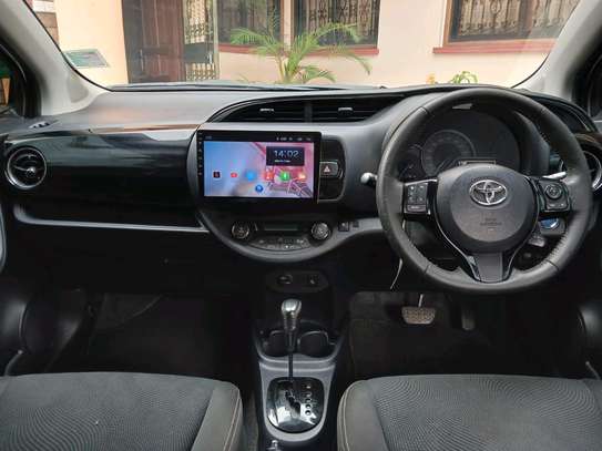 Toyota Vitz Silver Compact Efficient City Car image 8