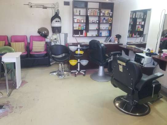 Salon, Barber Shop  & Nail spa On Sale in Imara Daima image 3