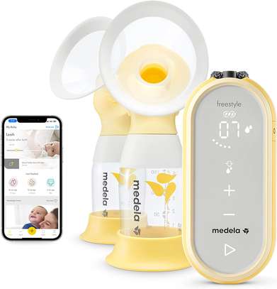 Medela Freestyle Flex Breast Pump, Rechargeable Battery image 3