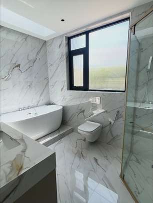 5 Bed Townhouse with En Suite at Lavington Green image 9