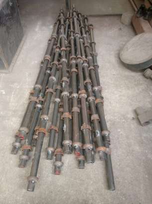 CUPLOCK SYSTEM AND SCAFFOLDING PIPES FOR HIRE image 2
