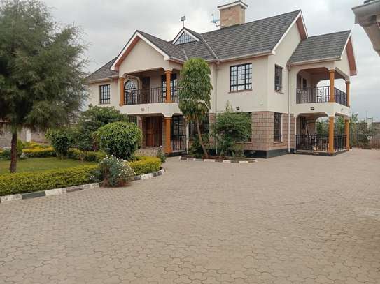4 Bed Townhouse with Gym in Kiambu Road image 17