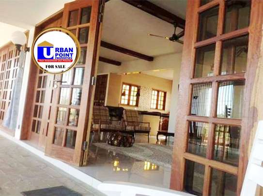 4 Bed House with Swimming Pool in Vipingo image 11