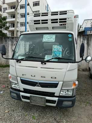 Mitsubishi canter freezer body image 2