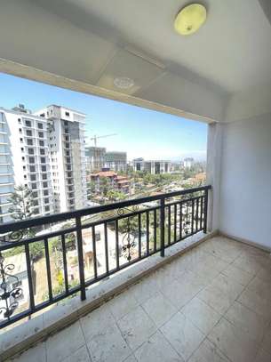 3 Bed Apartment with En Suite in Kilimani image 6