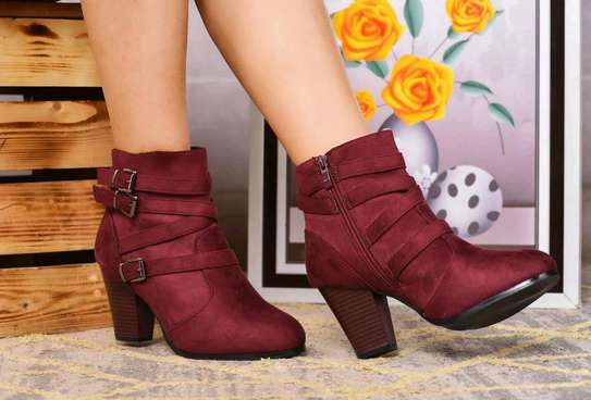 Ankle boots image 6